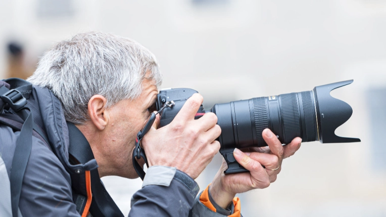 Retouche photo, Formation, Cours de Photographie, Mariage, Grossesse, Photo produit, Animal de compagnie, Portrait, Mode/Book, Culinaire, Evènement, Industrielle, Corporate, Sport, Vue du ciel, Nature, Bâtiment, Concert/Spectacle, Conférence / Salon, Suivi de chantier, Architecture d'intérieur / Décoration, Traditionnel, Lifestyle