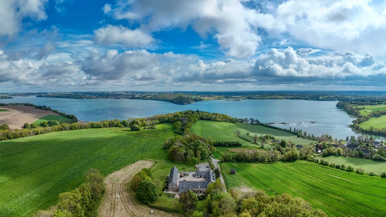 Drone, Vue du ciel, Traditionnel