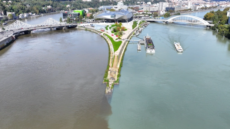 Drone, Vue du ciel, Traditionnel