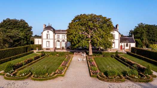 Image de Drone et Bâtiment 